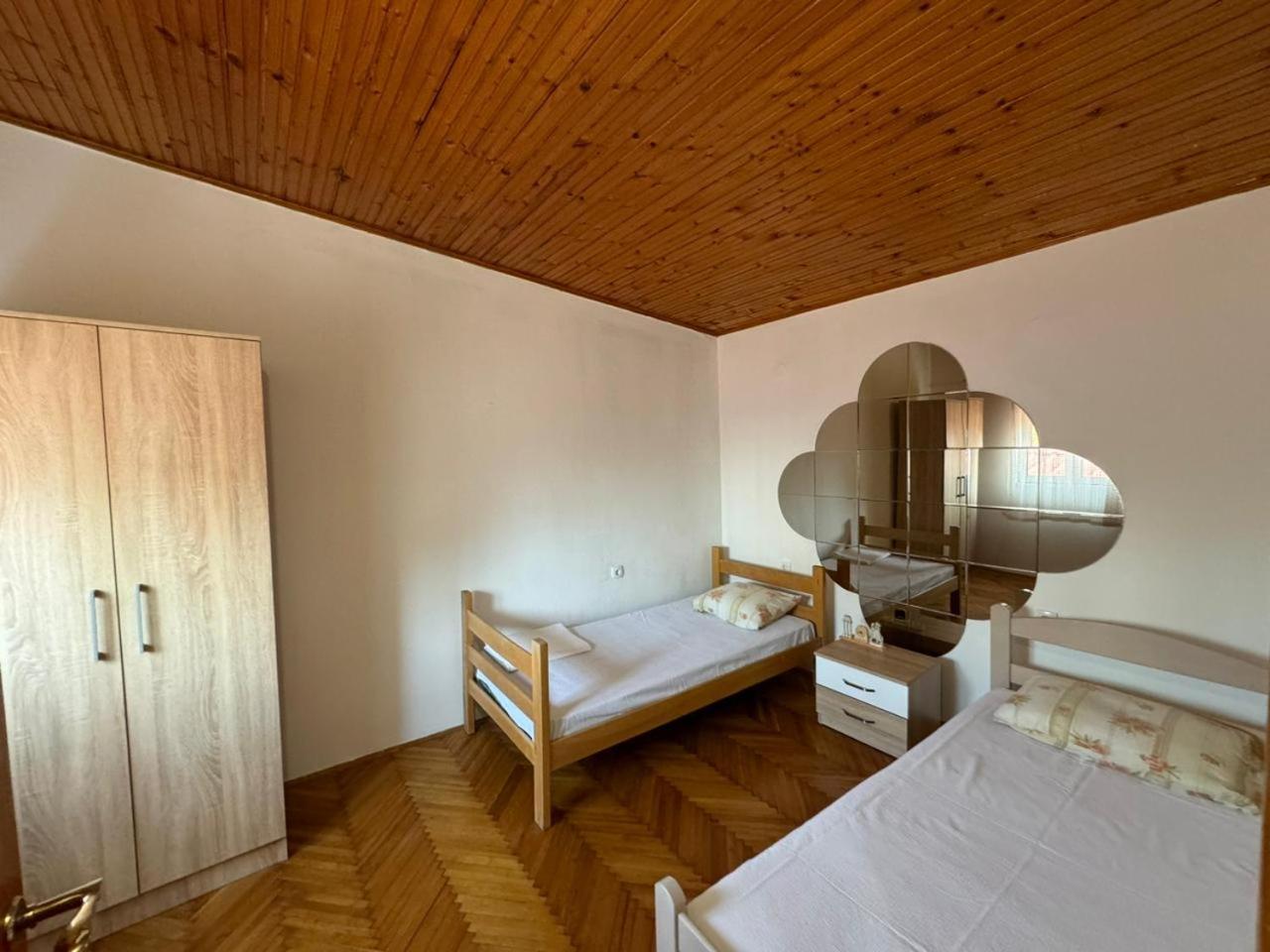 Vlado Apartments بودغوريتْسا المظهر الخارجي الصورة
